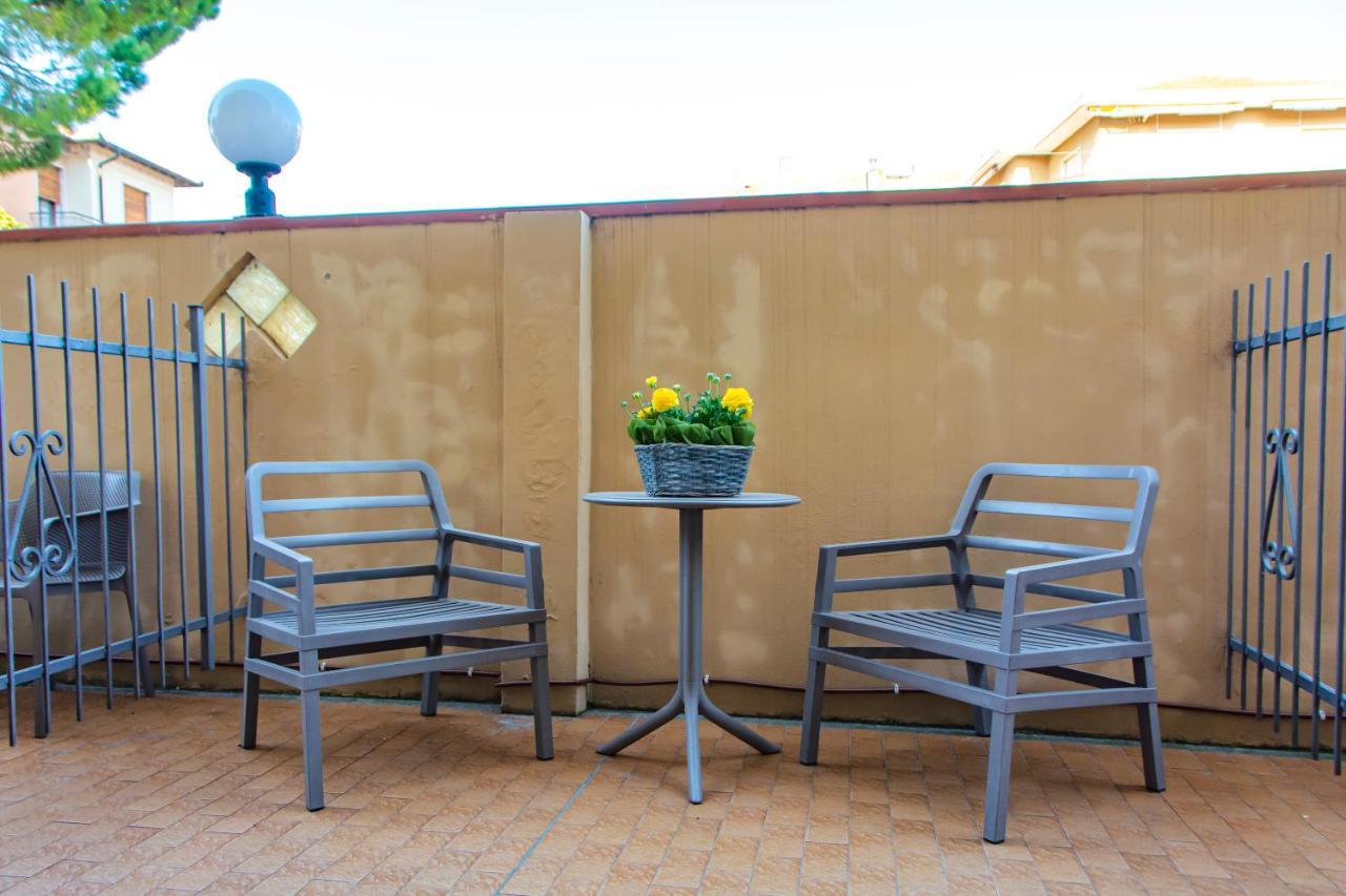 Hotel Delle Mimose Diano Marina Exterior foto