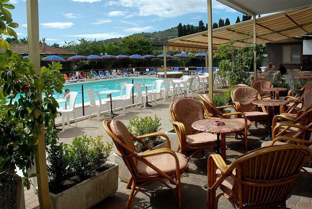 Hotel Delle Mimose Diano Marina Exterior foto
