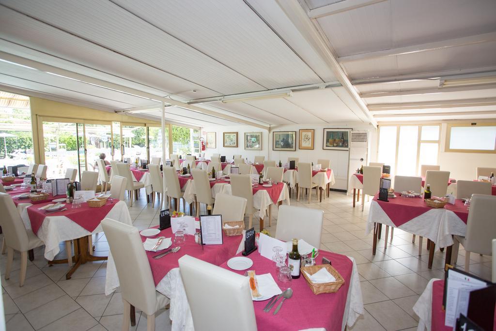 Hotel Delle Mimose Diano Marina Exterior foto